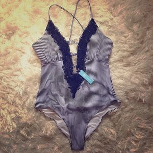 Cupshe one piece swimsuit